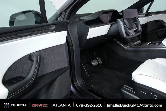 Used 2022 Tesla Model X Plaid image 7