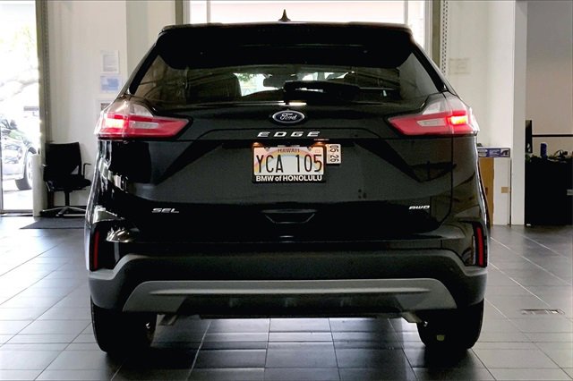 Used 2022 Ford Edge SEL w/ Convenience Package image 4