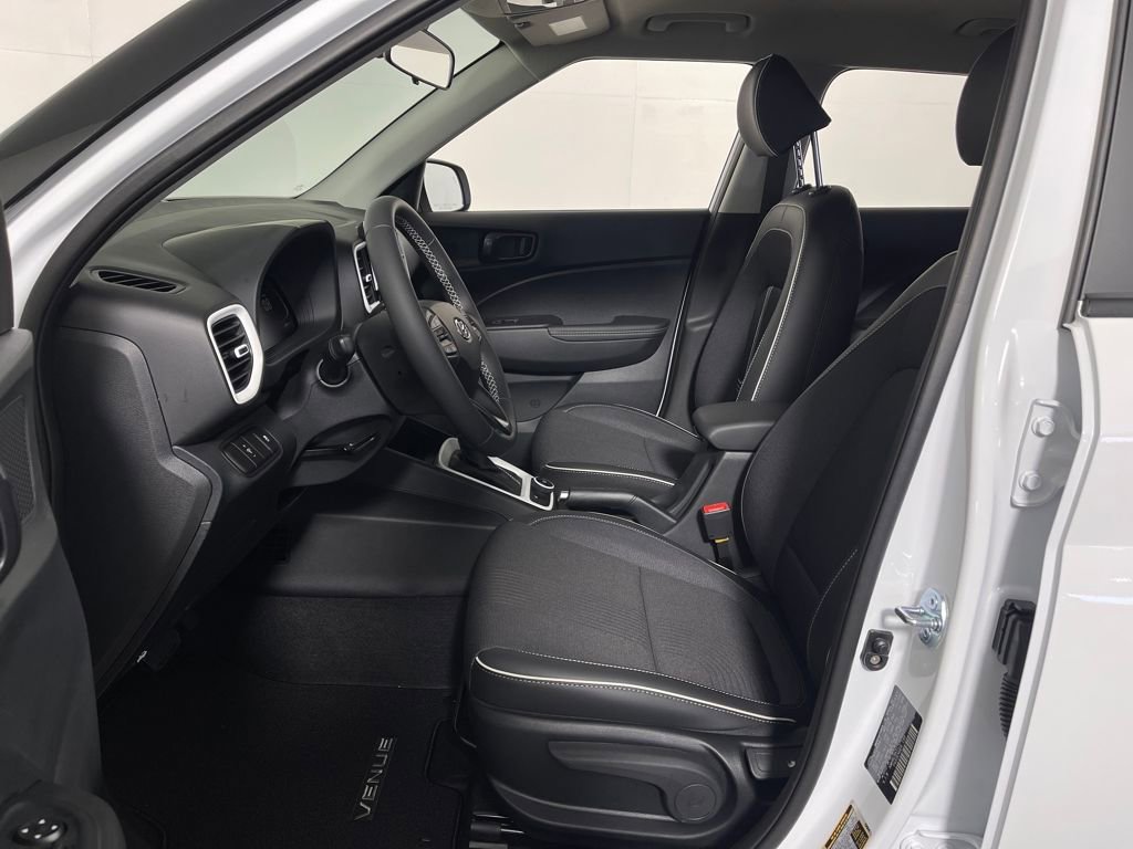 New 2026 Hyundai Venue SEL image 12