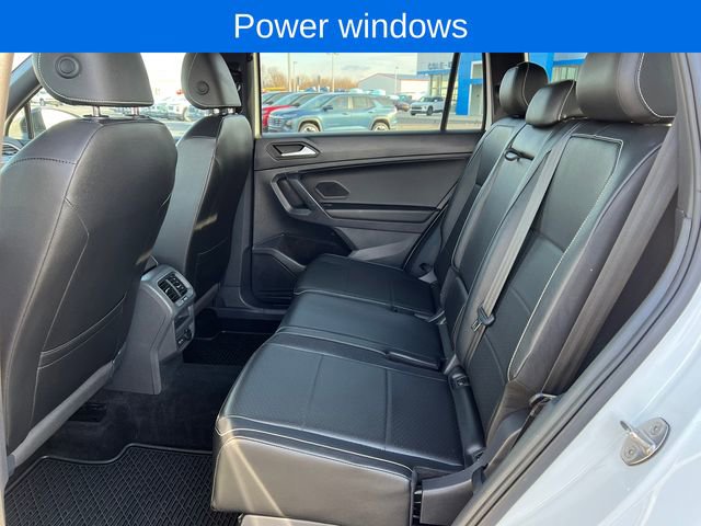 Used 2021 Volkswagen Tiguan SE R-Line image 6