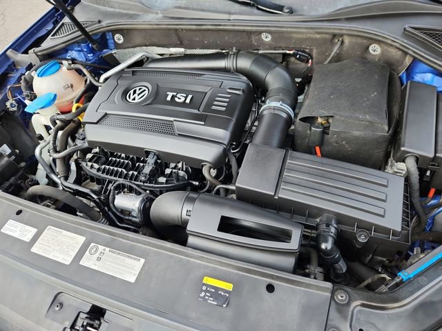Used 2017 Volkswagen Passat 1.8T R-Line w/ R-Line Lighting Package image 15