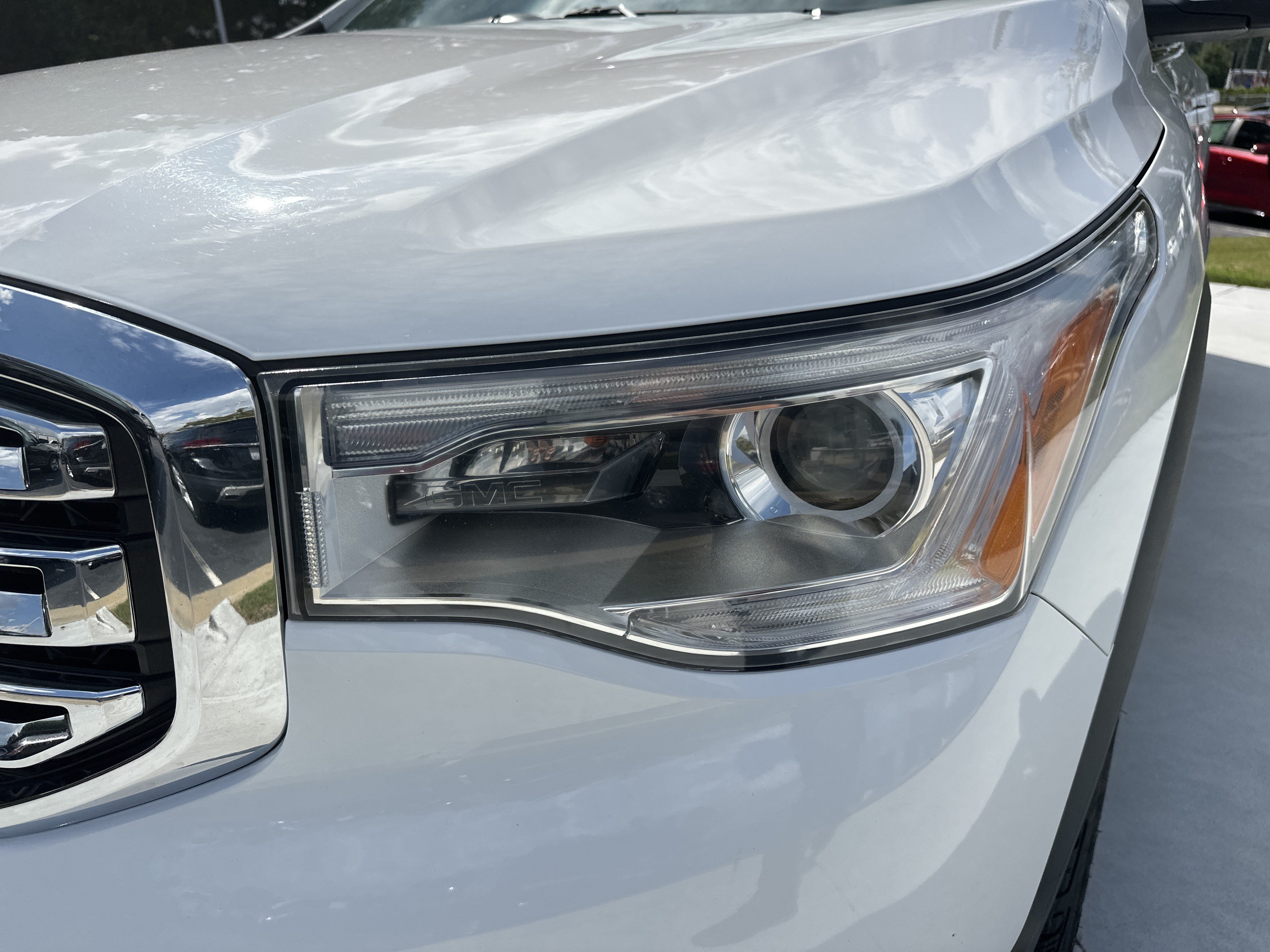 Used 2018 GMC Acadia SLT FWD image 6