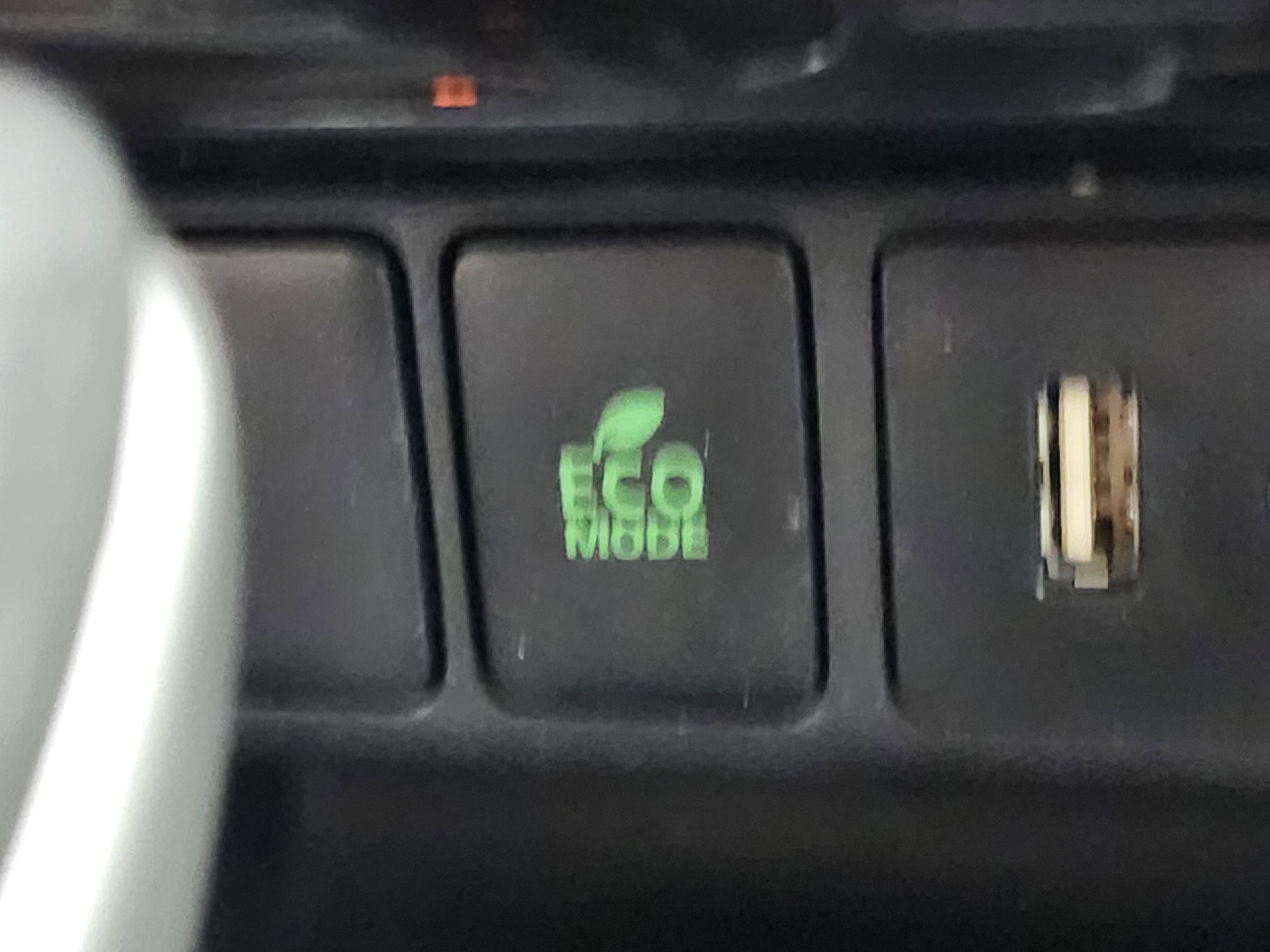 Used 2022 Mitsubishi Eclipse Cross ES image 26