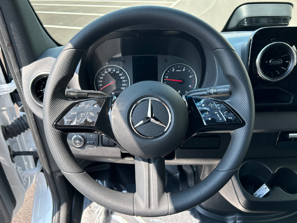 New 2026 Mercedes-Benz Sprinter 2500 image 18