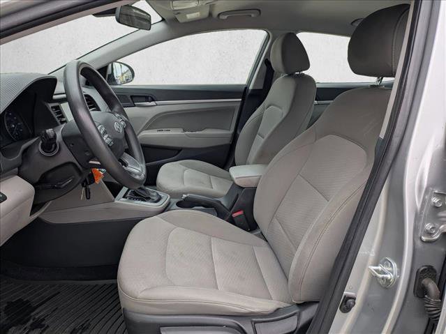 Used 2020 Hyundai Elantra SEL FWD image 15