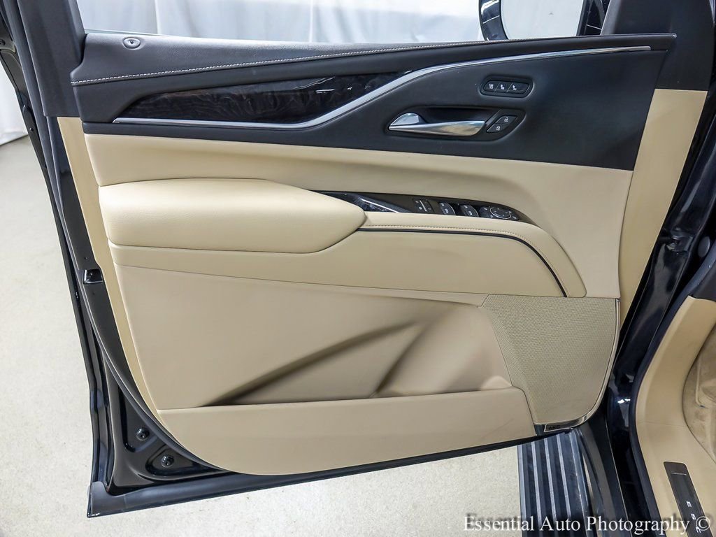 Used 2022 Cadillac Escalade Premium Luxury w/ Performance Package image 24