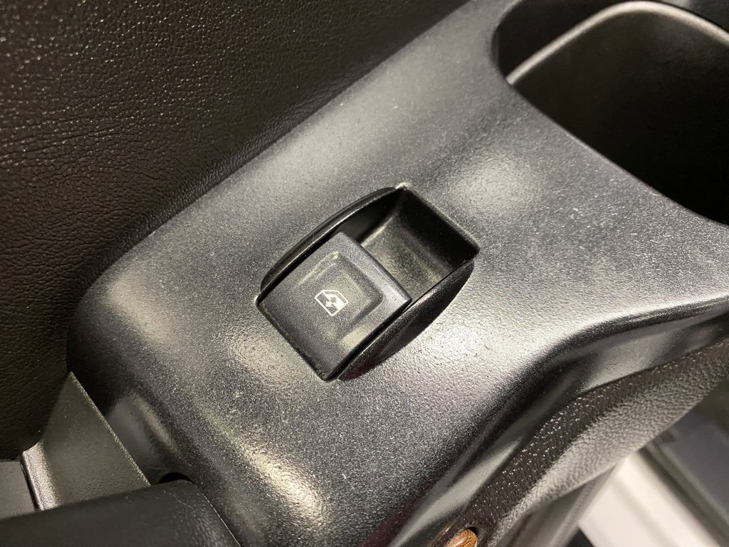 Used 2019 Chevrolet Suburban Premier image 18