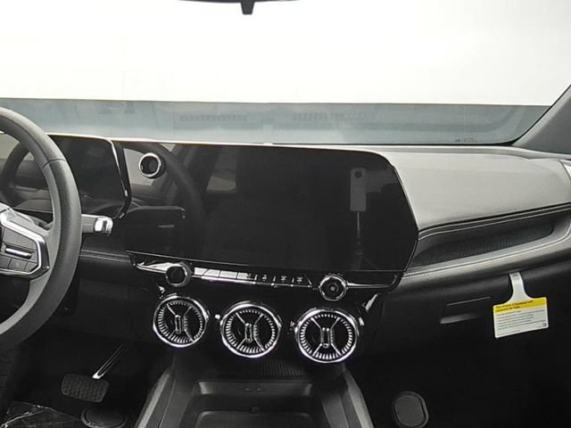 New 2026 Chevrolet Blazer EV LT w/ Midnight/Sport Edition FWD image 24