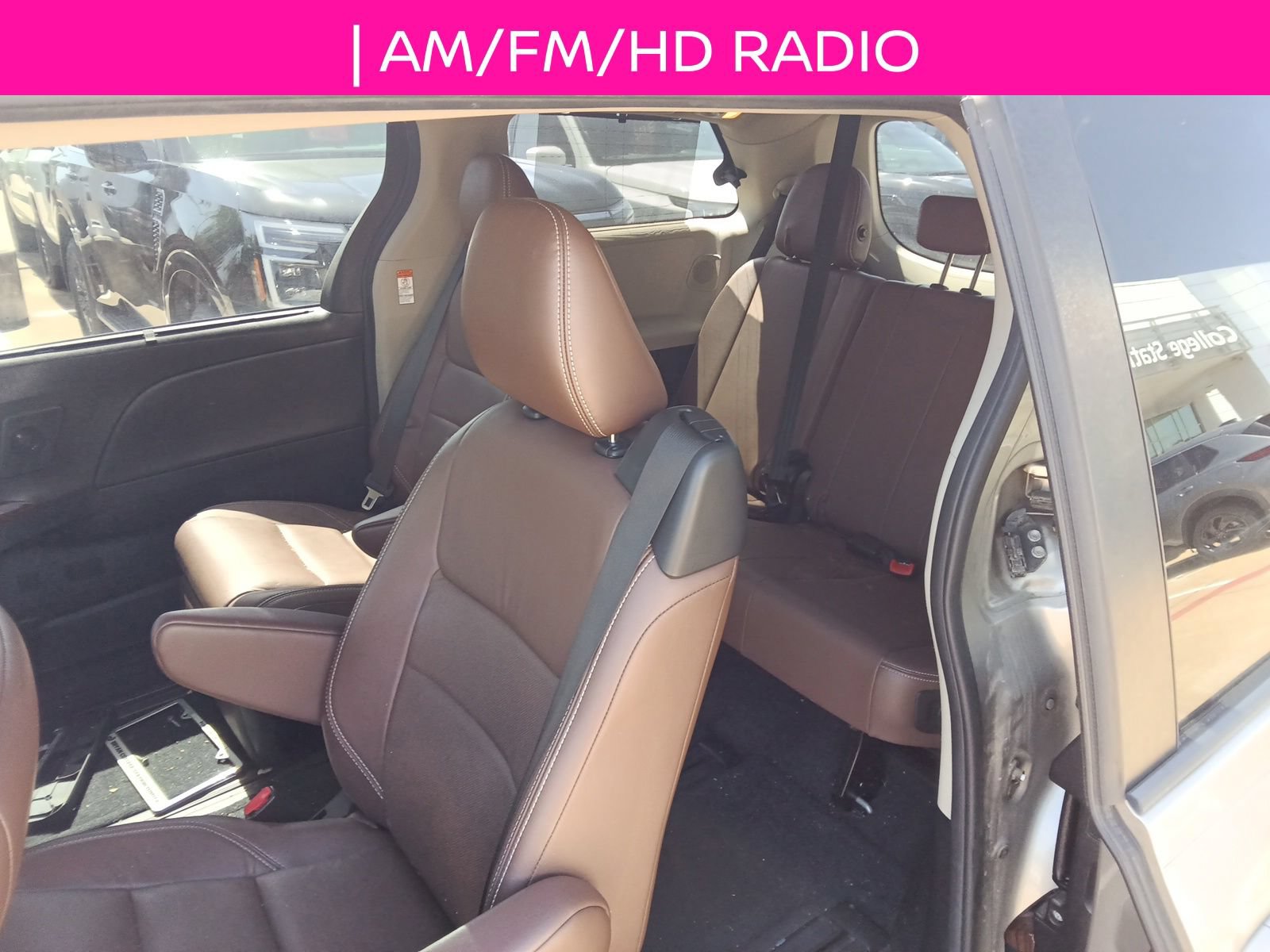 Used 2015 Toyota Sienna Limited Premium FWD image 8