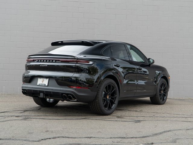 New 2026 Porsche Cayenne Coupe image 7