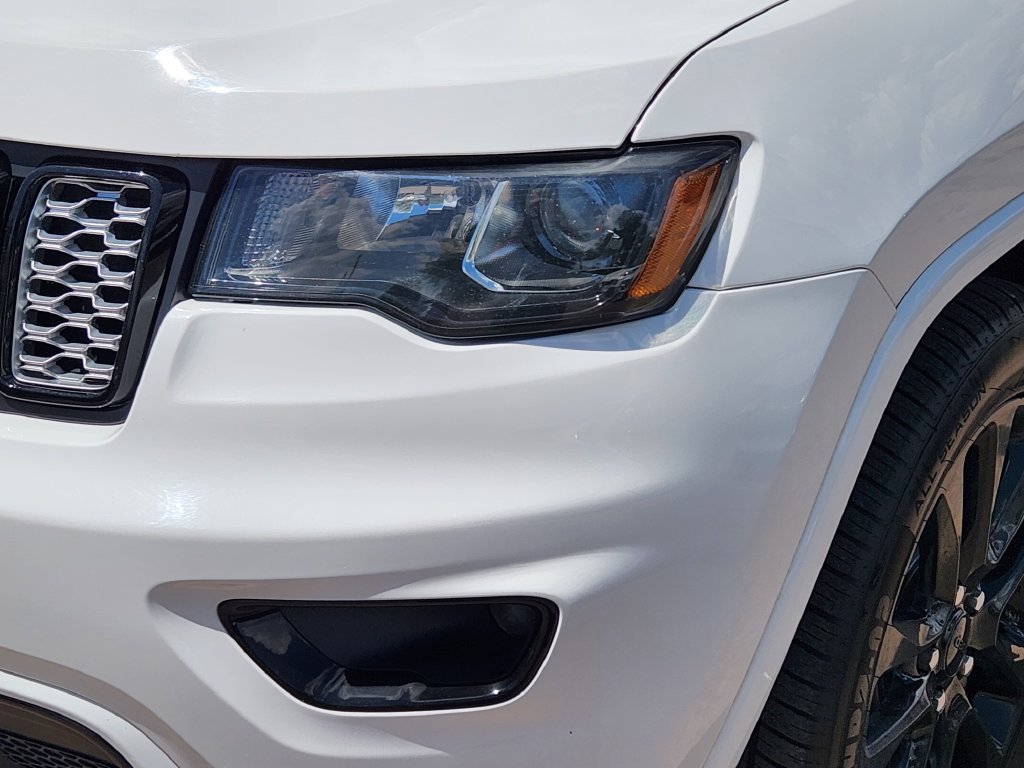 Used 2020 Jeep Grand Cherokee Altitude AWD/4WD image 8