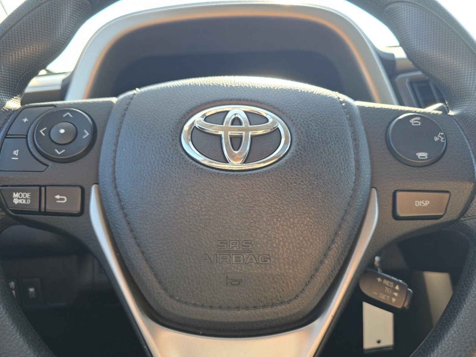 Used 2015 Toyota RAV4 XLE FWD image 28