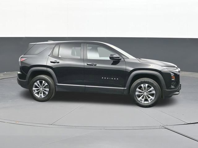 Used 2025 Chevrolet Equinox LT FWD image 18