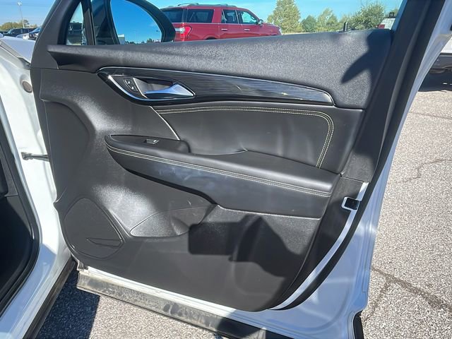 Used 2022 Buick Envision Preferred image 13