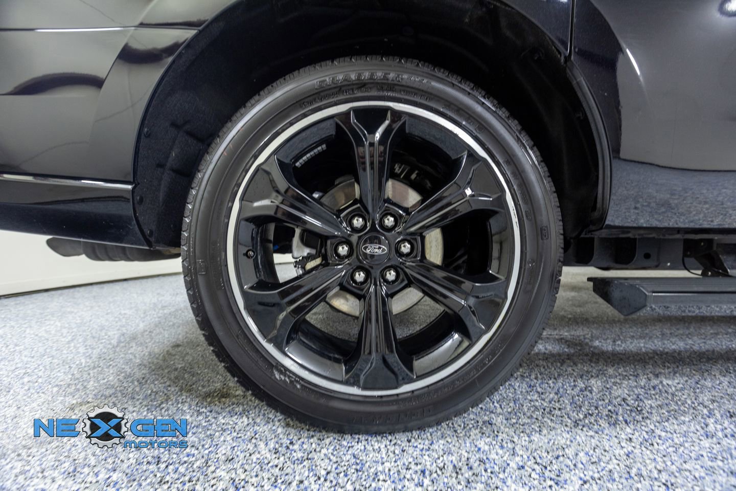 Used 2024 Ford Expedition Max Limited image 45