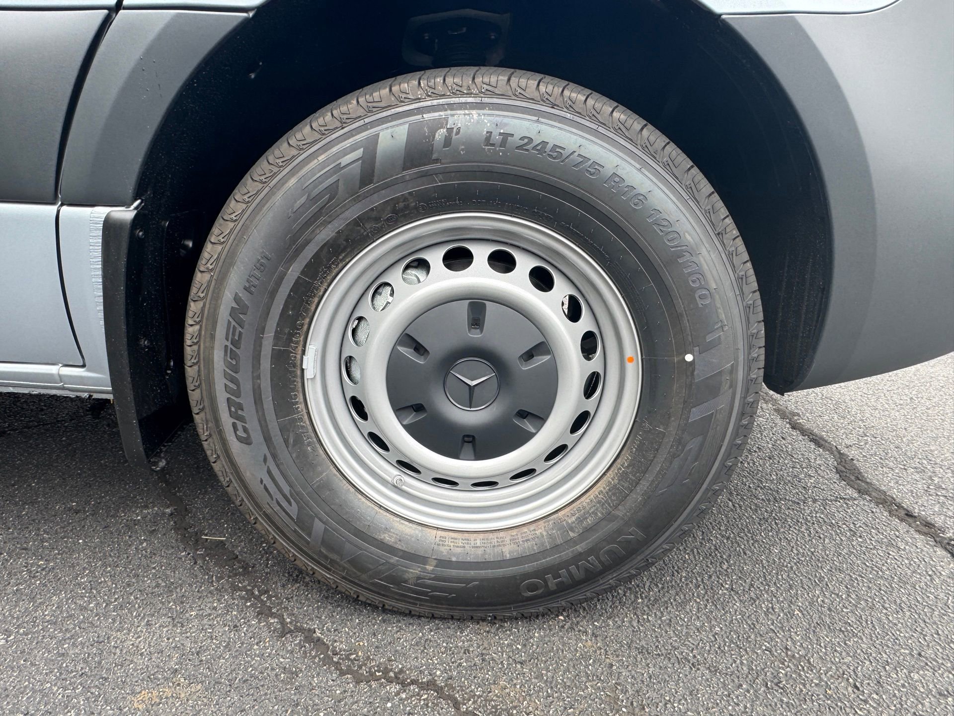 New 2025 Mercedes-Benz Sprinter 2500 image 27