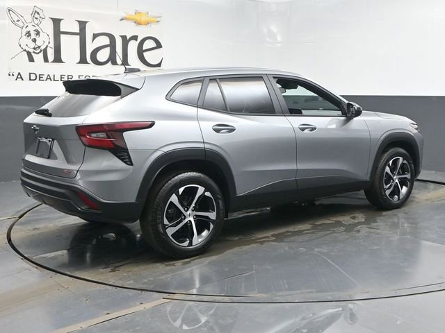 Used 2024 Chevrolet Trax RS image 49