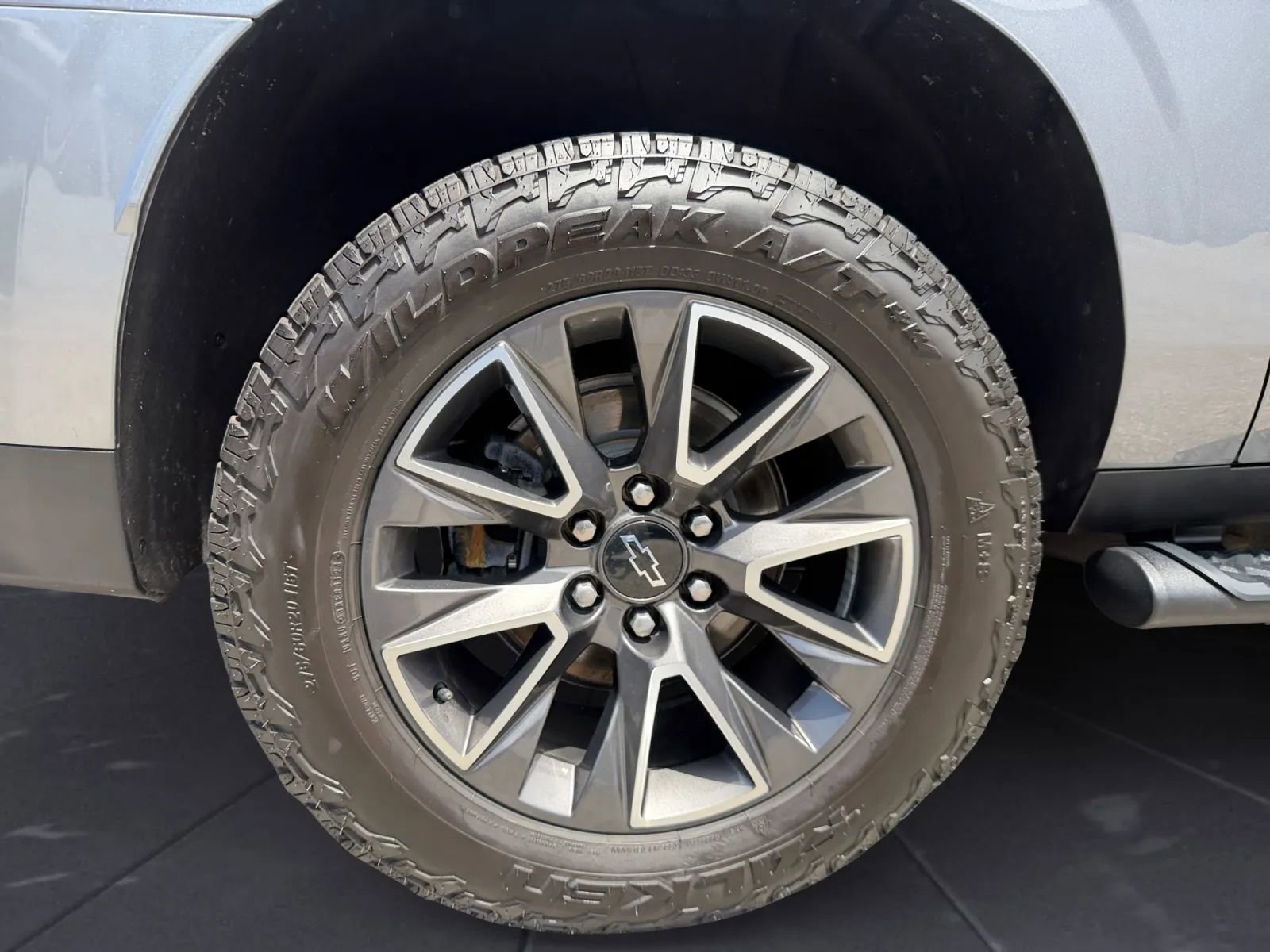 Used 2022 Chevrolet Suburban Z71 AWD/4WD image 37