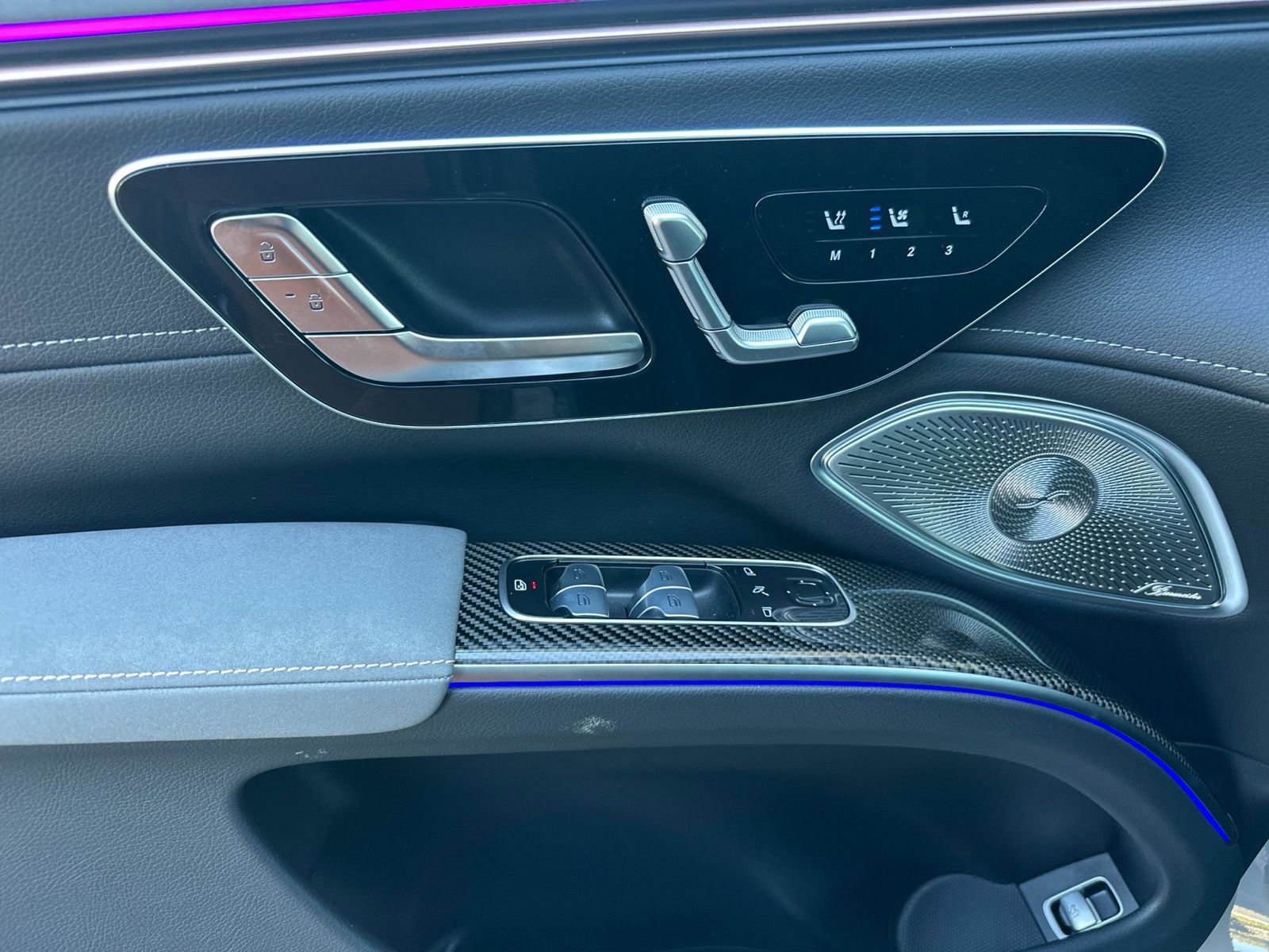 New 2026 Mercedes-Benz EQS 550 4MATIC SUV image 11