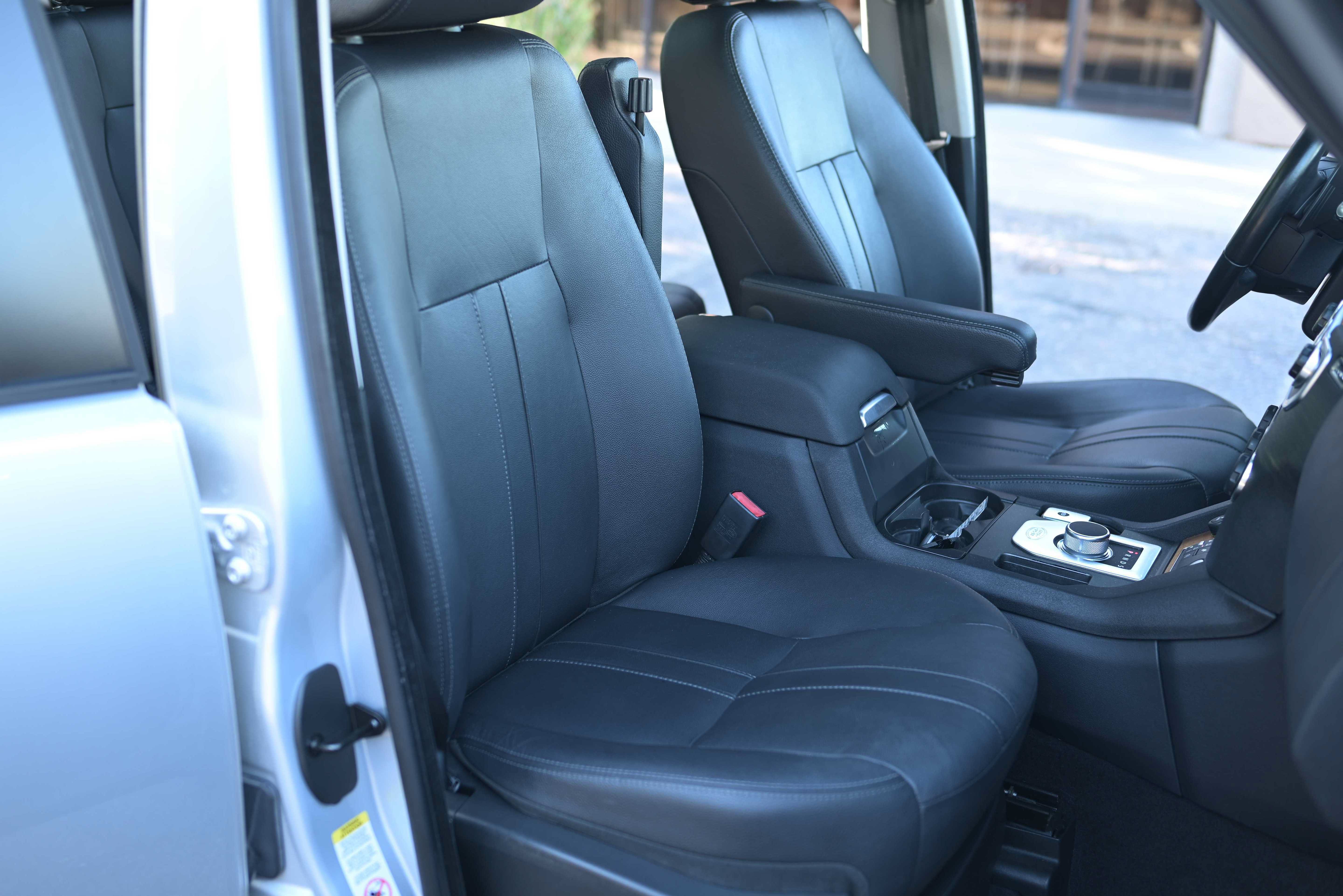 Used 2014 Land Rover LR4 HSE AWD/4WD image 18