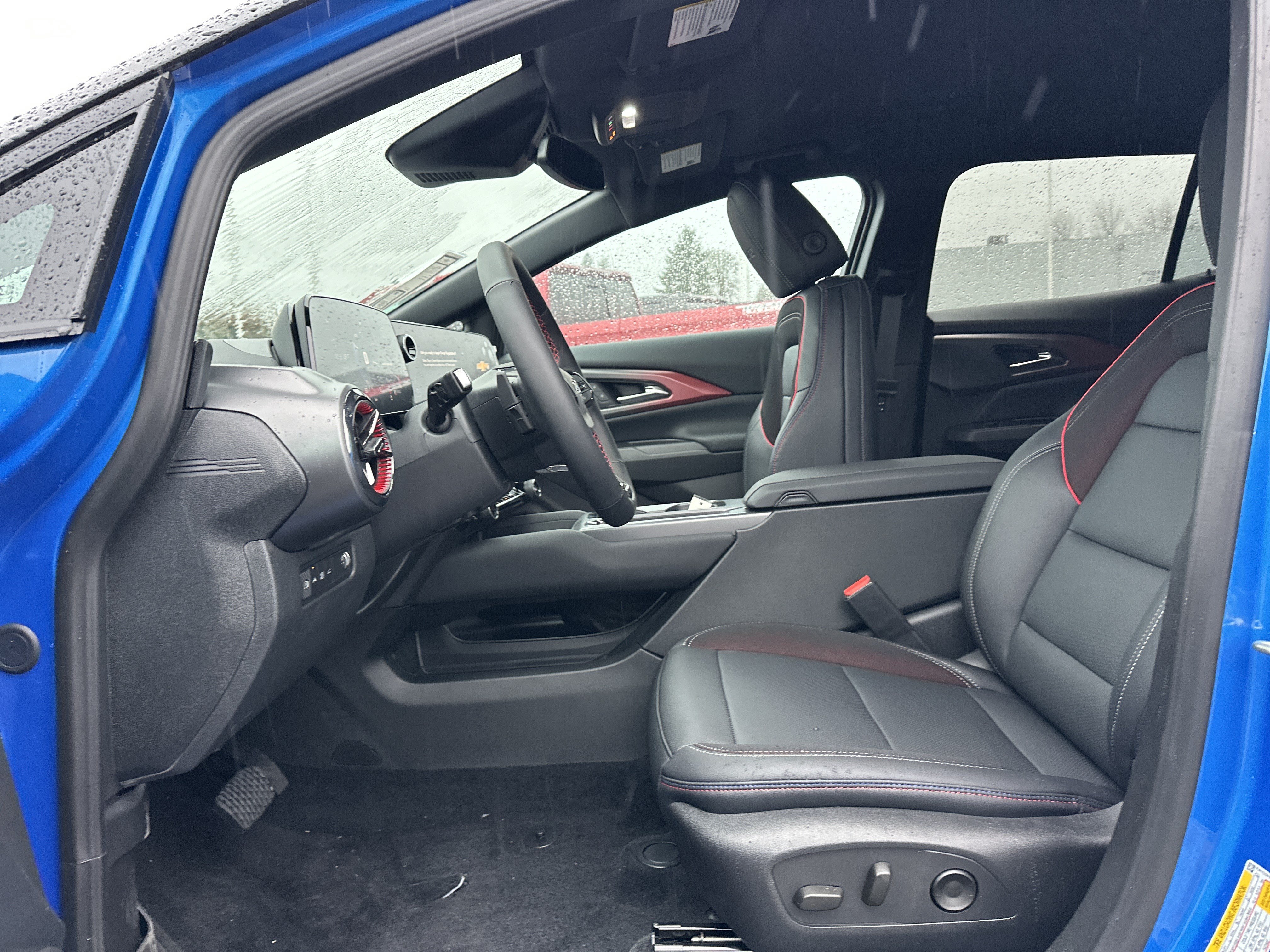 New 2026 Chevrolet Equinox EV RS AWD/4WD image 10