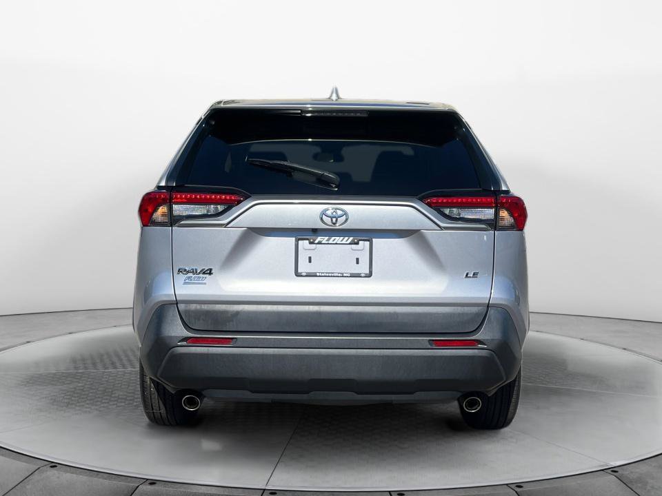 Used 2023 Toyota RAV4 LE FWD image 6