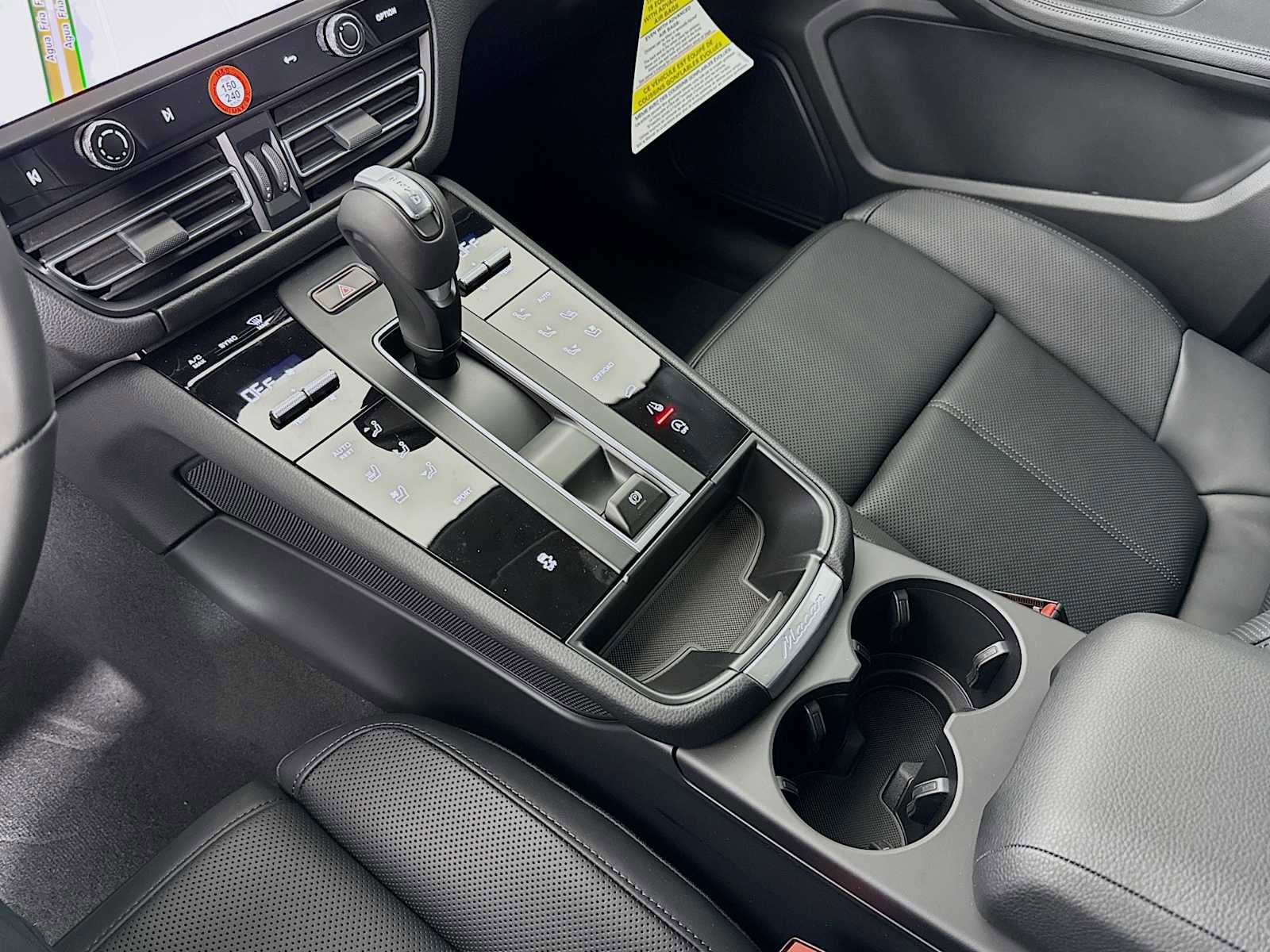 New 2026 Porsche Macan image 21