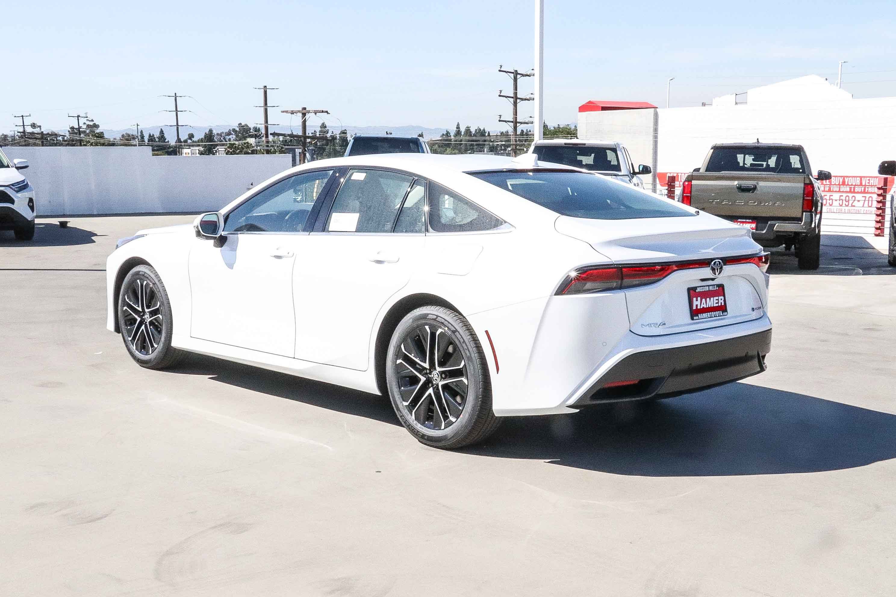 New 2026 Toyota Mirai XLE image 5