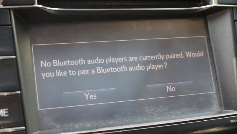 Used 2018 Toyota RAV4 XLE FWD image 14