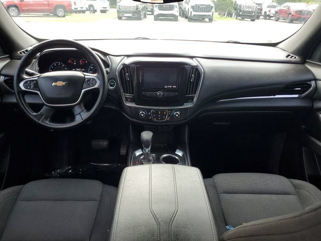 Used 2023 Chevrolet Traverse LT FWD image 11