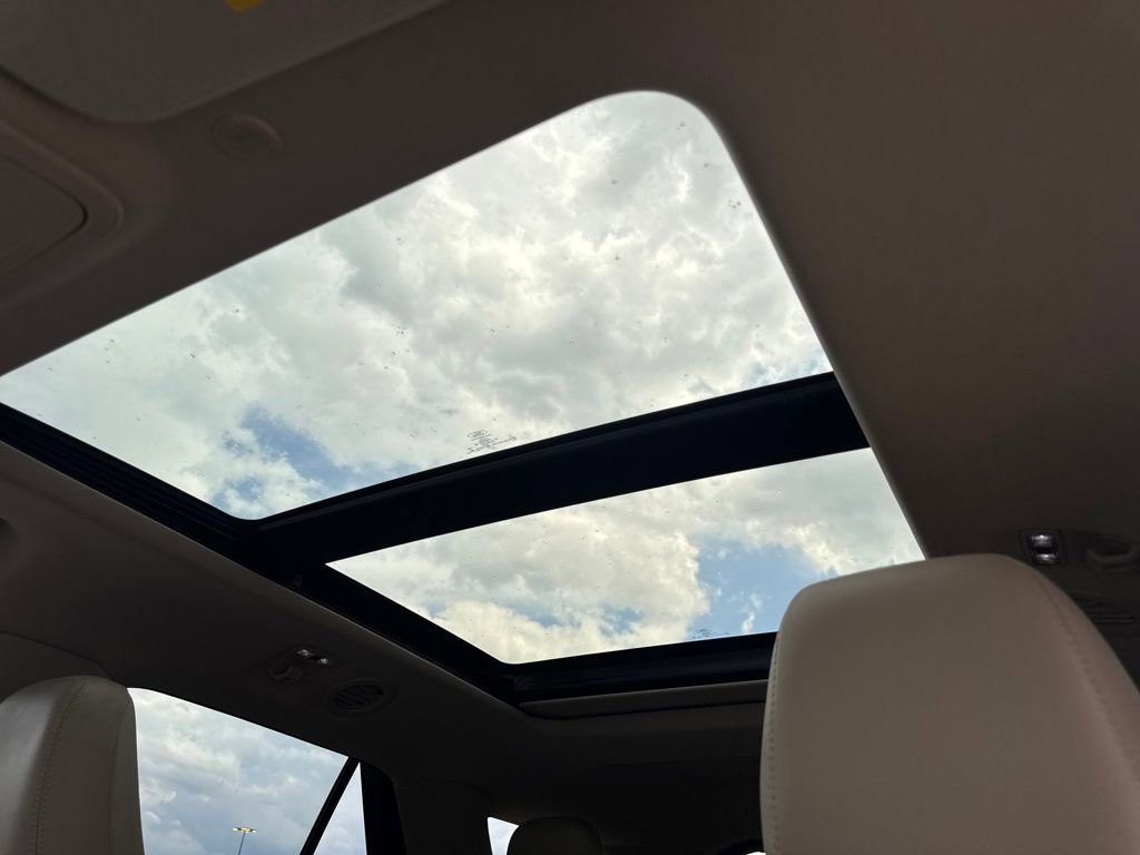 Used 2023 Ford Explorer XLT w/ Equipment Group 202A image 33