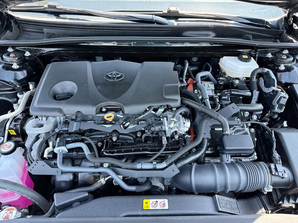 Used 2025 Toyota Camry SE w/ Convenience Package FWD image 26