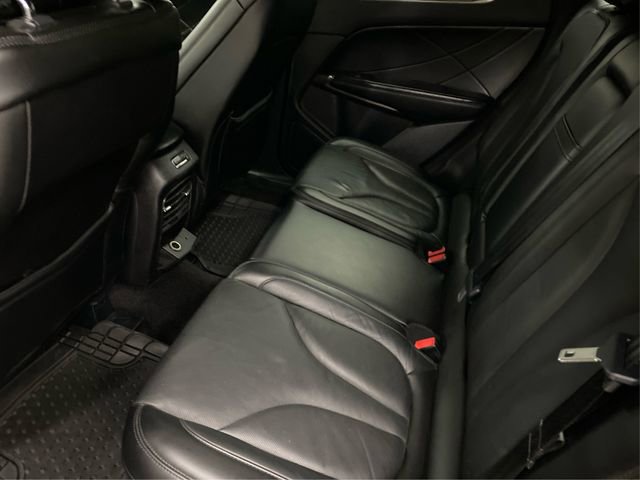 Used 2017 Lincoln MKC Reserve w/ Lincoln MKC Climate Package AWD/4WD image 11