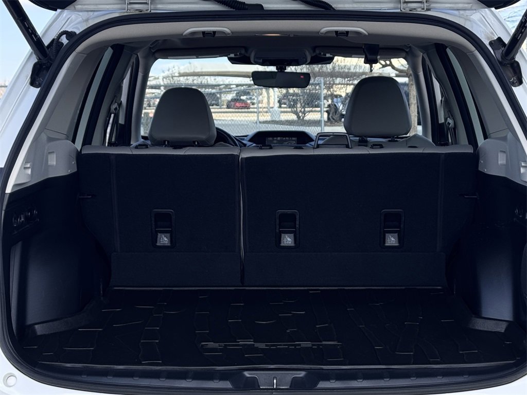 Used 2024 Subaru Forester Limited image 31