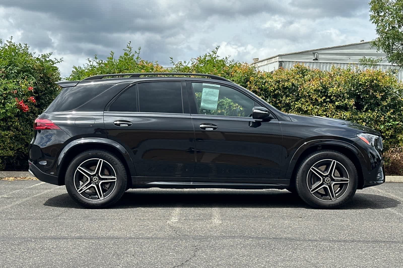 Certified 2026 Mercedes-Benz GLE 350 4MATIC image 2
