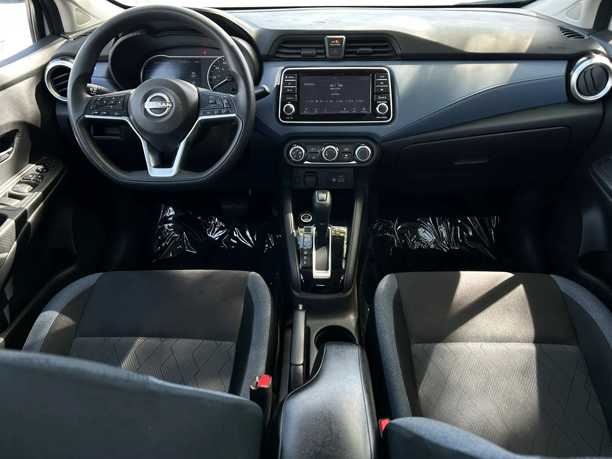 Used 2024 Nissan Versa SV w/ Trunk Package FWD image 14