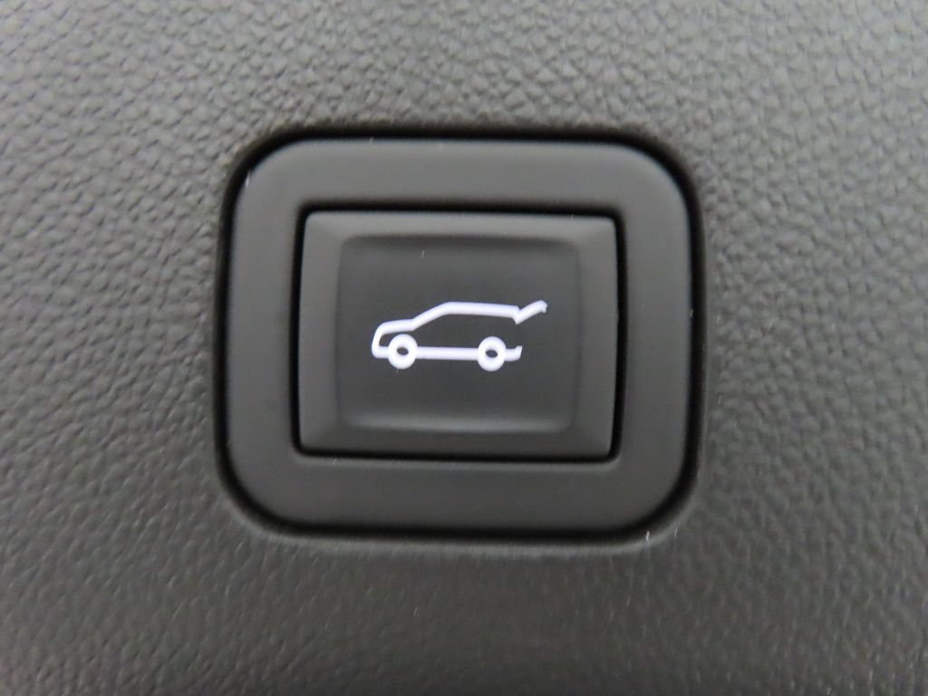 Used 2024 GMC Yukon XL Denali Ultimate AWD/4WD image 39