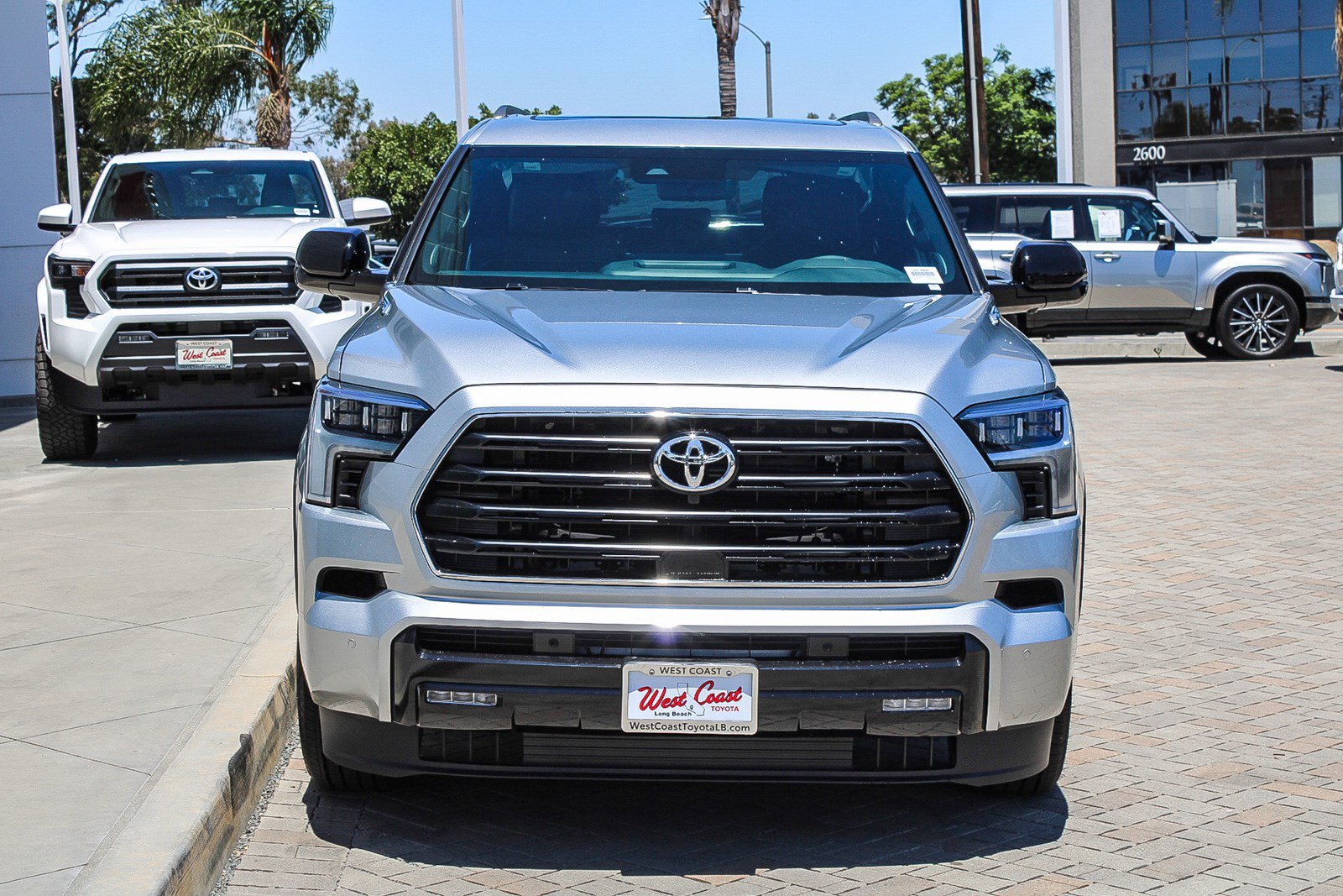 New 2026 Toyota Sequoia Limited w/ Tow Technology Package AWD/4WD image 2