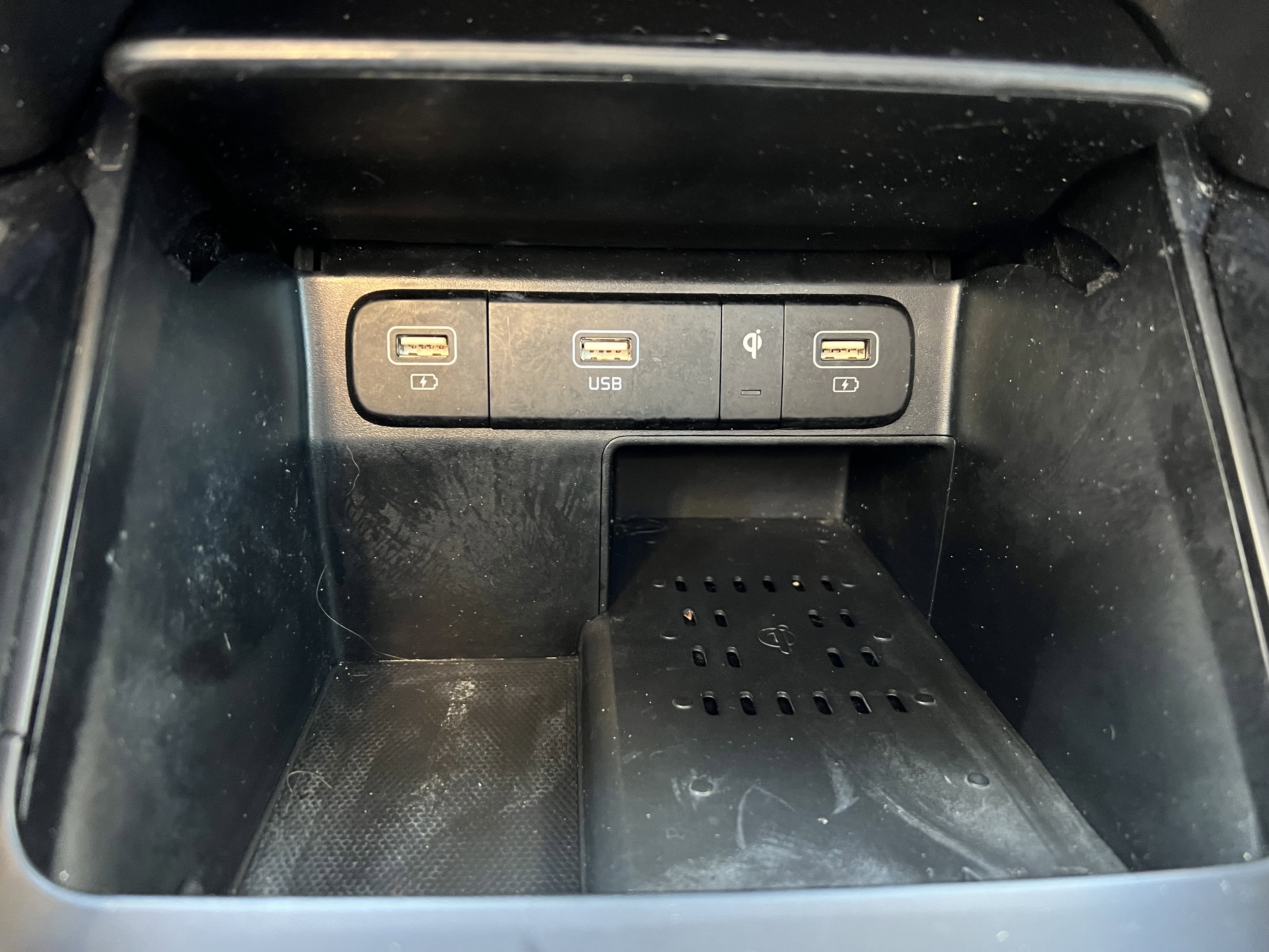 Used 2021 Kia Sorento EX image 25