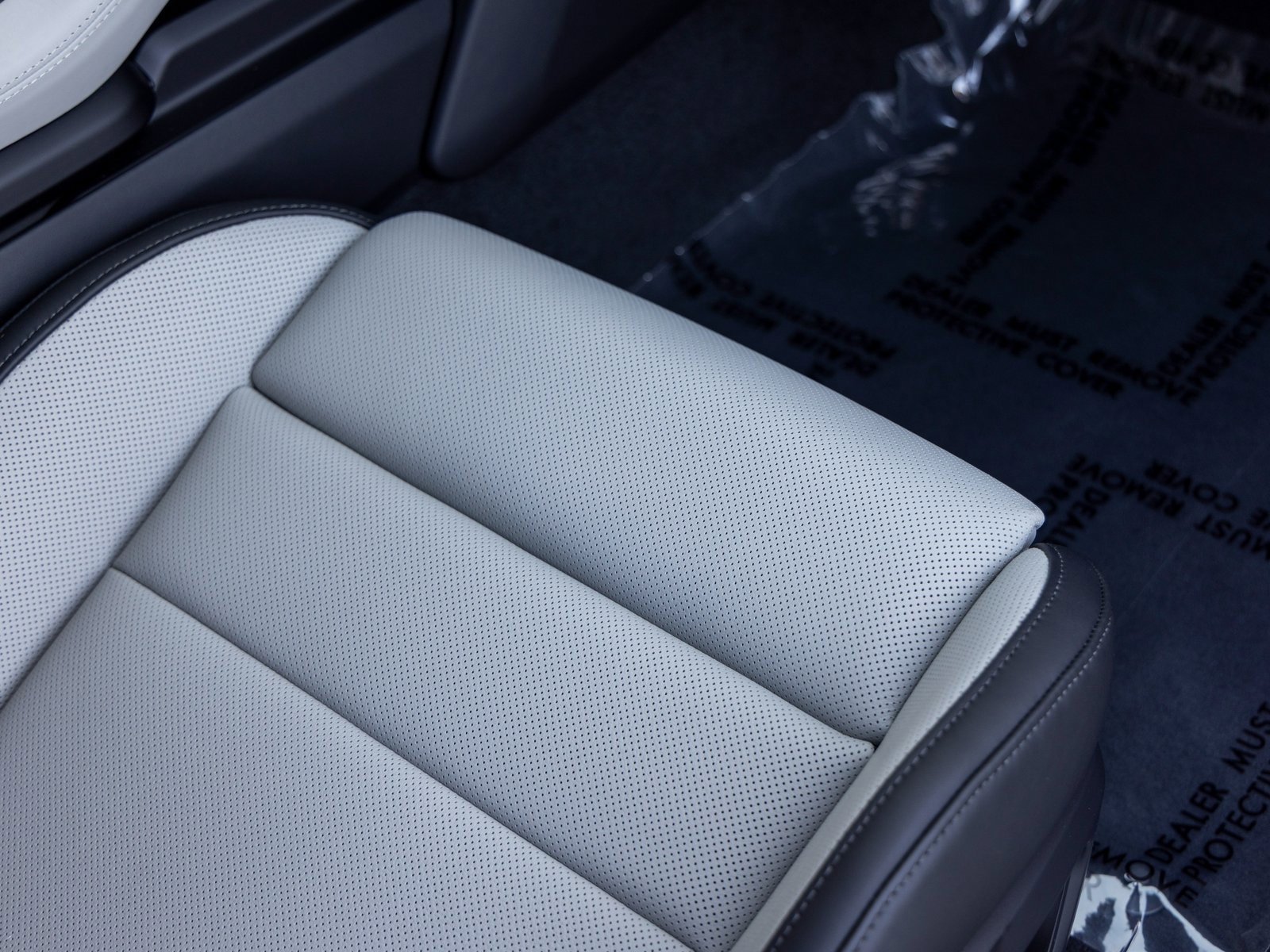 New 2025 Porsche Taycan image 55