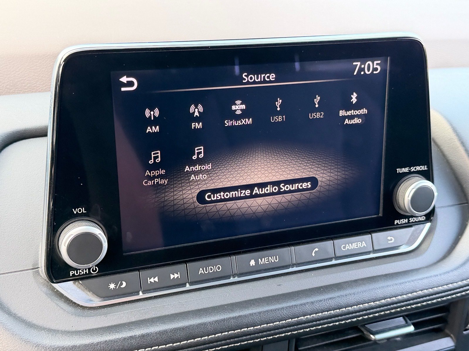 Used 2023 Nissan Rogue SV FWD image 23