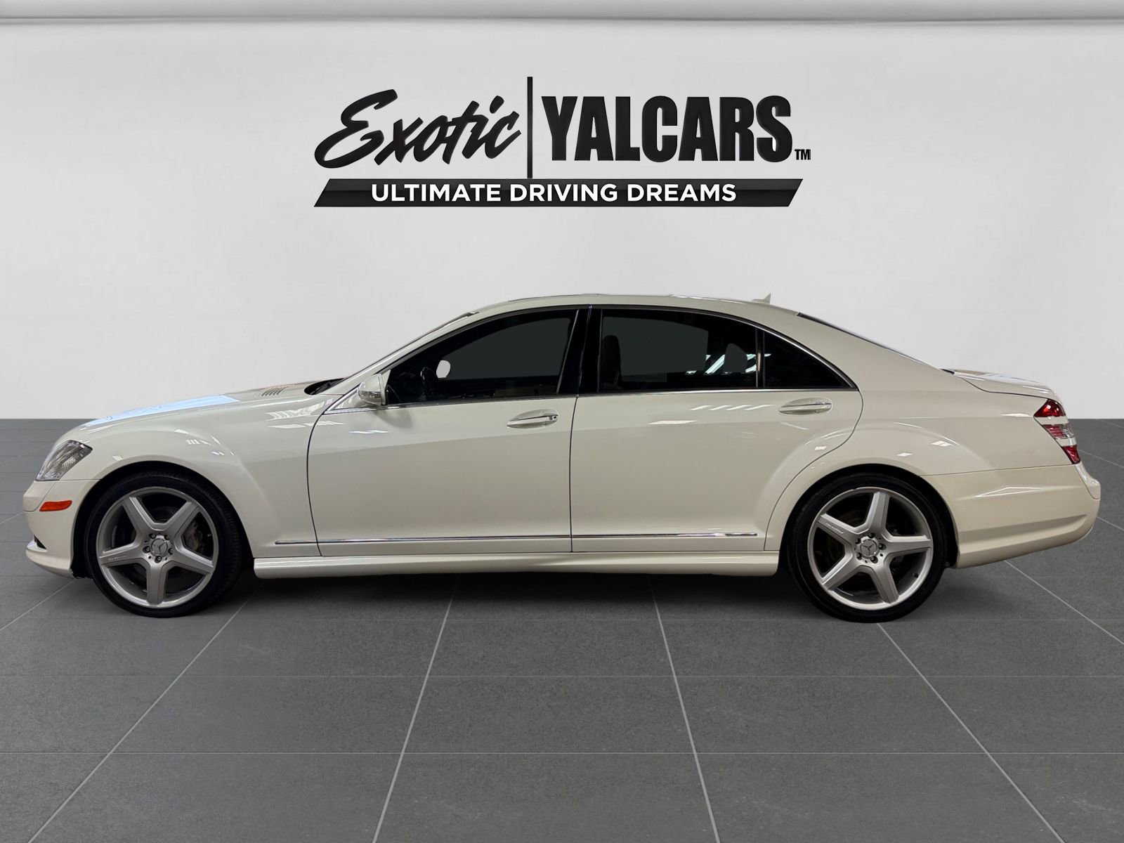 Used 2009 Mercedes-Benz S 550 image 2