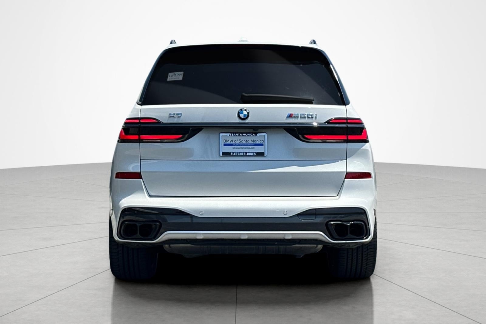 Used 2024 BMW X7 M60i w/ Executive Package AWD/4WD image 4