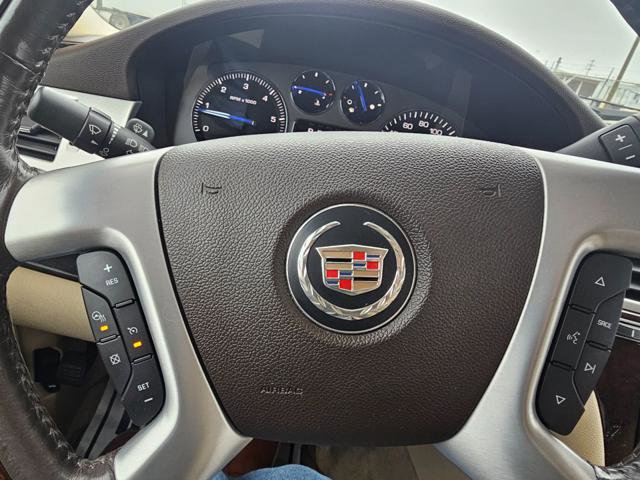 Used 2007 Cadillac Escalade EXT w/ Information Package image 17