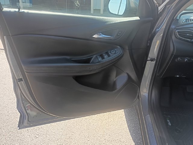 Used 2021 Buick Encore GX Select AWD/4WD image 10