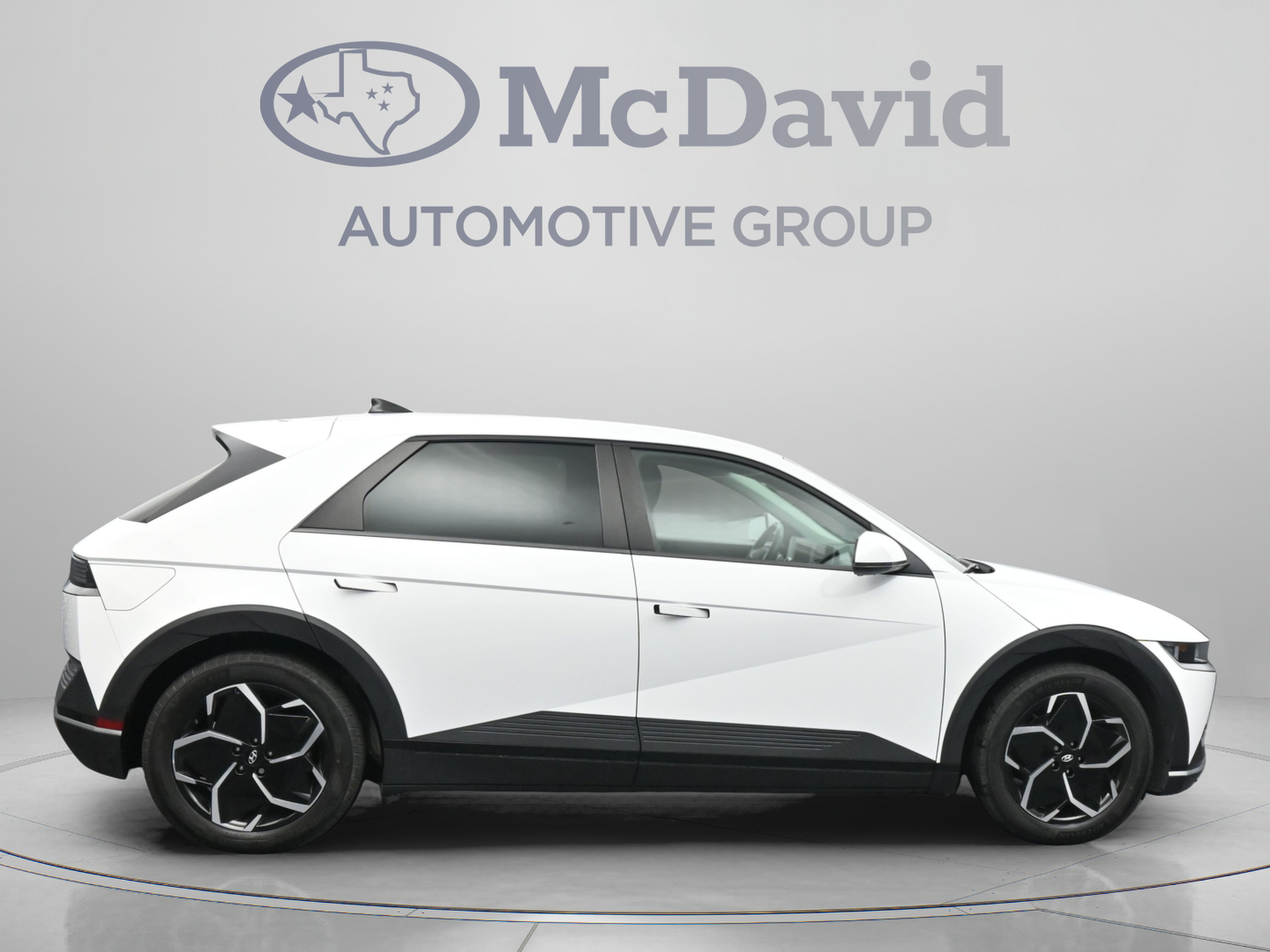 Used 2024 Hyundai Ioniq 5 SEL RWD image 9