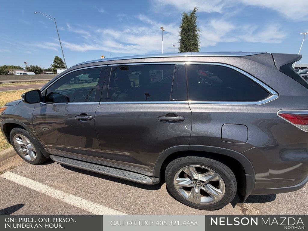 Used 2016 Toyota Highlander Limited FWD image 9
