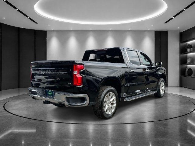 Used 2020 Chevrolet Silverado 1500 LTZ w/ LTZ Plus Package AWD/4WD image 5