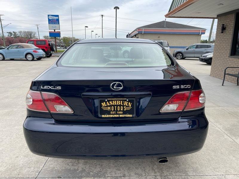Used 2002 Lexus ES 330 FWD image 12