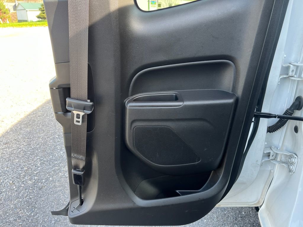 Used 2015 Chevrolet Colorado W/T AWD/4WD image 28